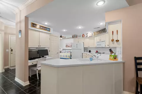 Kitchen - 109 Oxford Dr #7, Branson, MO 65616 photo 5 of 5