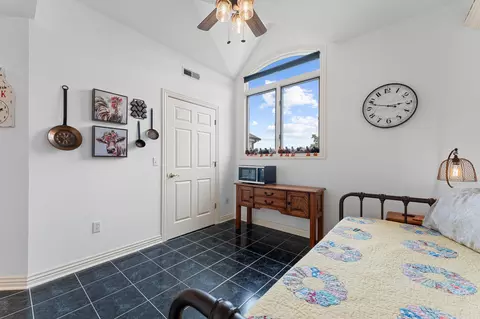 Bedroom - 109 Oxford Dr #7, Branson, MO 65616 photo 2 of 6