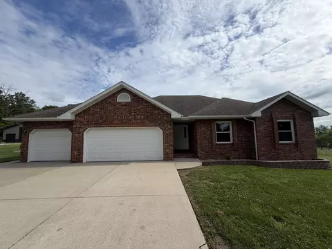 Exterior - 258 State Highway 32, Buffalo, MO 65622 photo 2 of 14