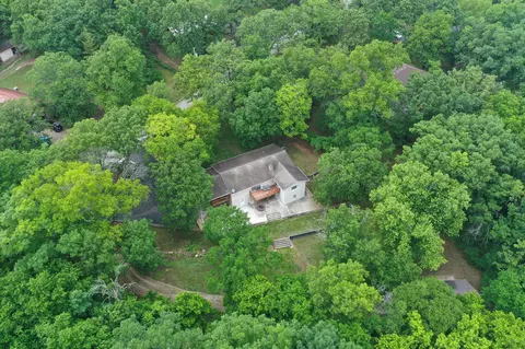 View/Area - 208 Lafayette Ln, Branson, MO 65616 photo 5 of 7