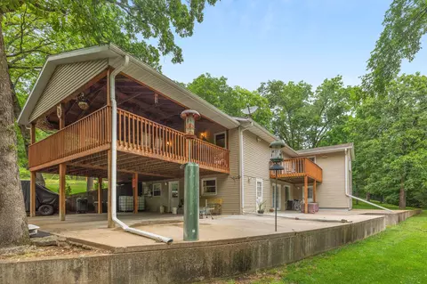 Exterior - 208 Lafayette Ln, Branson, MO 65616 photo 9 of 10