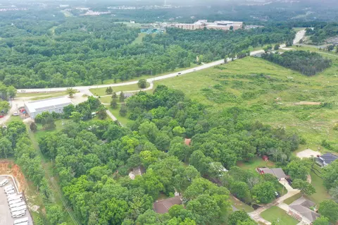 View/Area - 208 Lafayette Ln, Branson, MO 65616 photo 6 of 7