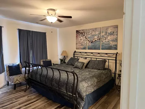 Bedroom - 150 W Rockford Dr #E2, Branson, MO 65616 photo 4 of 4