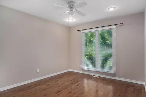 Bedroom - 2157 E Cherryvale St, Springfield, MO 65804 photo 3 of 3