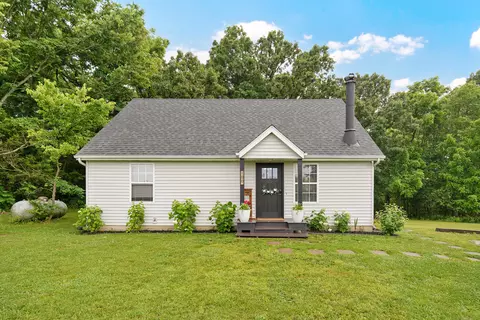 100 Meadowood Ln, Ozark, MO 65721 photo 2
