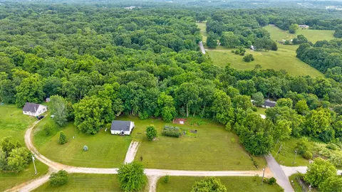 100 Meadowood Ln, Ozark, MO 65721 photo 4