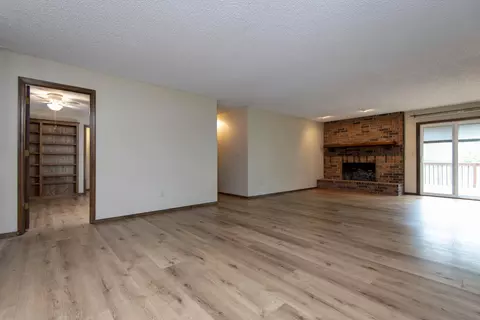 Living - 908 E Mentor St, Springfield, MO 65810 photo 5 of 11