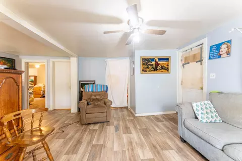 Other - 208 Sherman St, Thayer, MO 65791 photo 3 of 8