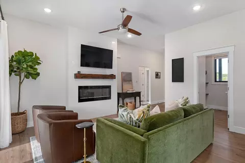 Living - 1102 S Strait Ave, Ozark, MO 65721 photo 3 of 3