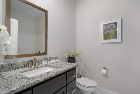 Bath - 1102 S Strait Ave, Ozark, MO 65721 photo 2 of 3