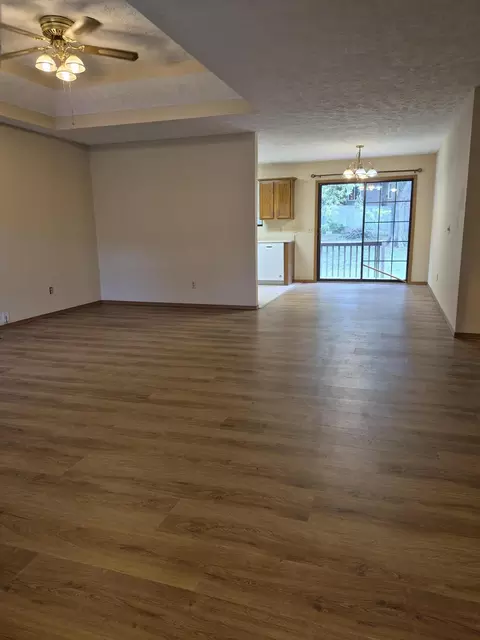 Living - 3467 S Doris Ave, Springfield, MO 65807 photo 3 of 3