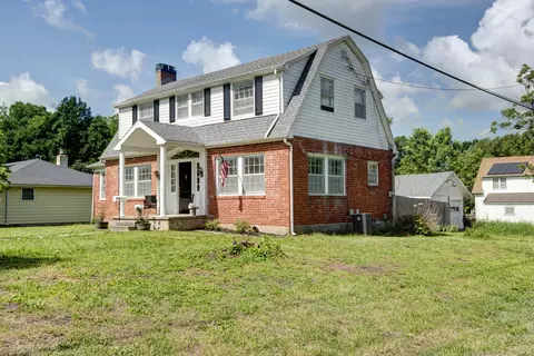 Exterior - 425 N Pine Ave, Republic, MO 65738 photo 3 of 9
