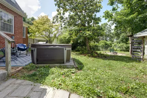 Exterior - 425 N Pine Ave, Republic, MO 65738 photo 8 of 9