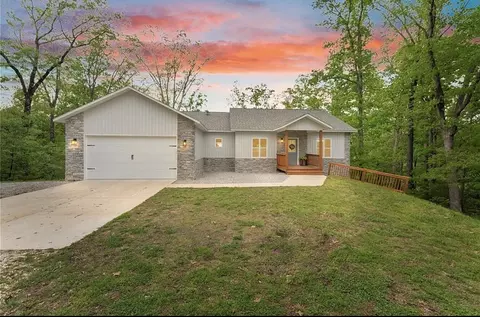 24 Flint Ln, Washburn, MO 65772