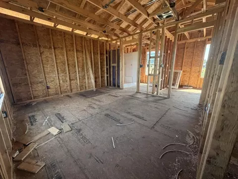 Bedroom - 427 Pebblestone St, Sparta, MO 65753 photo 1 of 1