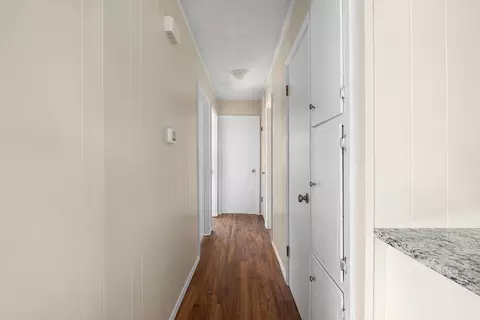 Entry Way - 547 S Hilton Ave, Springfield, MO 65802 photo 2 of 2