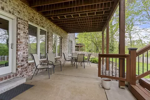 Exterior - 4884 E Kingwood Ct, Springfield, MO 65809 photo 6 of 13