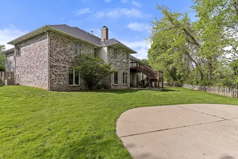 Exterior - 4884 E Kingwood Ct, Springfield, MO 65809 photo 9 of 13