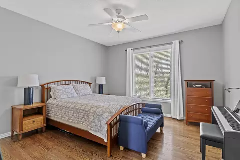 Bedroom - 4884 E Kingwood Ct, Springfield, MO 65809 photo 4 of 6