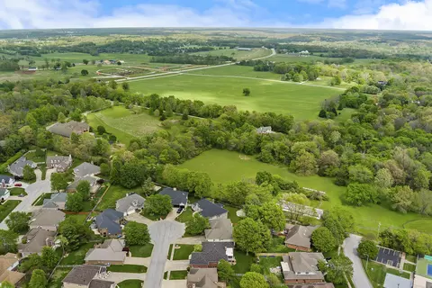 View/Area - 4884 E Kingwood Ct, Springfield, MO 65809 photo 4 of 7