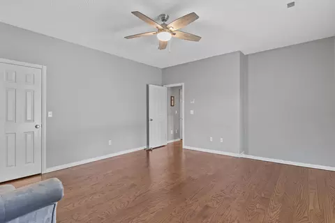 Bedroom - 4884 E Kingwood Ct, Springfield, MO 65809 photo 6 of 6