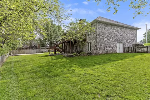 Exterior - 4884 E Kingwood Ct, Springfield, MO 65809 photo 8 of 13