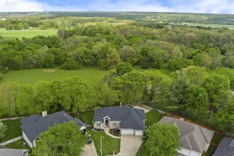 View/Area - 4884 E Kingwood Ct, Springfield, MO 65809 photo 1 of 7