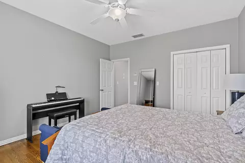 Bedroom - 4884 E Kingwood Ct, Springfield, MO 65809 photo 5 of 6