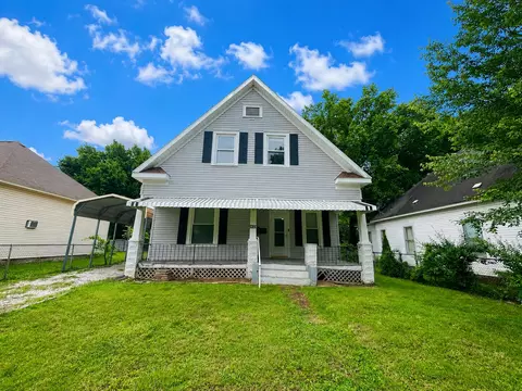 1422 N Texas Ave, Springfield, MO 65802