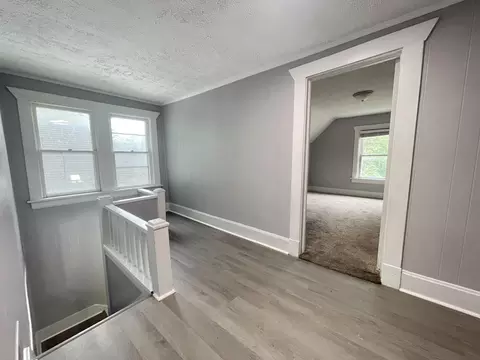 Entry Way - 1422 N Texas Ave, Springfield, MO 65802 photo 2 of 2