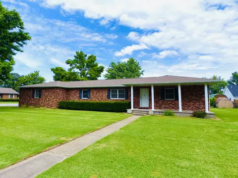 103 W Blair Dr, Stockton, MO 65785