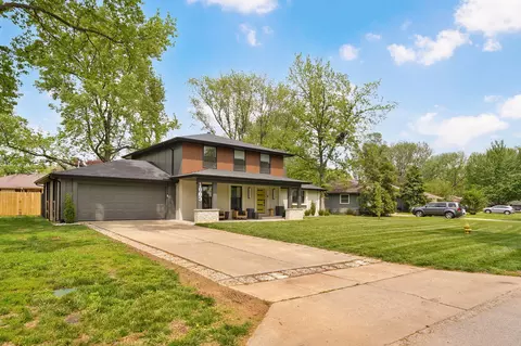 Exterior - 1883 E Cardinal St, Springfield, MO 65804 photo 3 of 14