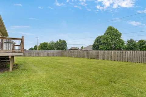 Exterior - 4318 E Kentbrook Dr, Springfield, MO 65802 photo 10 of 11