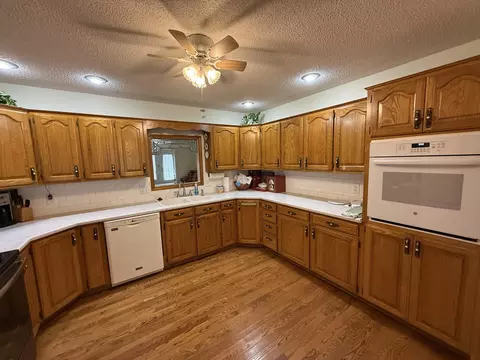 Kitchen - 1443 E Powell St, Springfield, MO 65804 photo 3 of 3