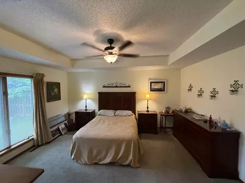 Bedroom - 1443 E Powell St, Springfield, MO 65804 photo 2 of 3