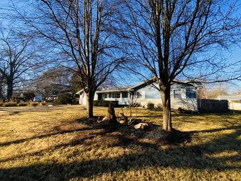 Exterior - 2049 S Brighton Dr, Springfield, MO 65804 photo 3 of 6