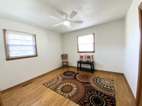 Bedroom - 2049 S Brighton Dr, Springfield, MO 65804 photo 3 of 5