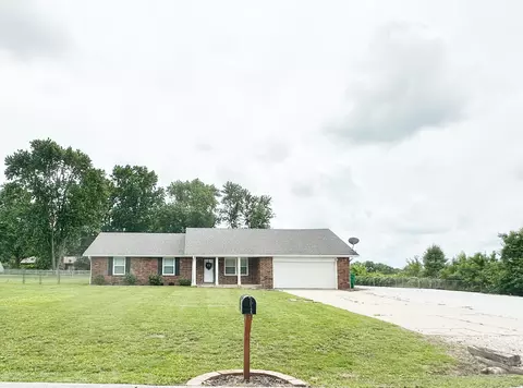 Exterior - 8686 Fairway St, Willard, MO 65781 photo 2 of 6