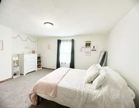 Bedroom - 8686 Fairway St, Willard, MO 65781 photo 3 of 8