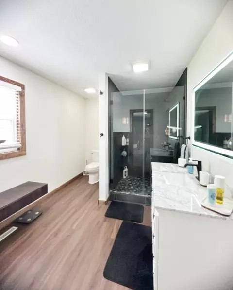 Bath - 8686 Fairway St, Willard, MO 65781 photo 5 of 5