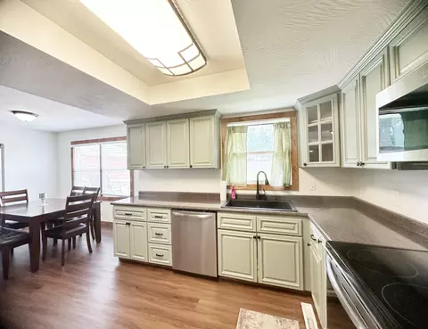 Kitchen - 8686 Fairway St, Willard, MO 65781 photo 3 of 3