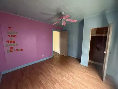 Bedroom - 2516 W Elm St, Springfield, MO 65806 photo 2 of 4