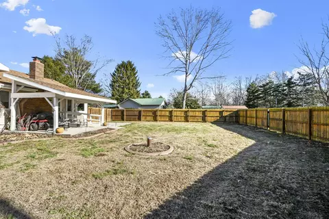 Exterior - 6208 E Spring Circle Dr, Springfield, MO 65809 photo 7 of 16