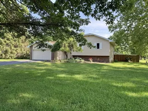Exterior - 6208 E Spring Circle Dr, Springfield, MO 65809 photo 2 of 16