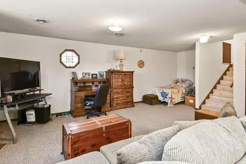 Bedroom - 6208 E Spring Circle Dr, Springfield, MO 65809 photo 11 of 11