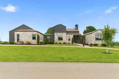 Exterior - 269 E Wisteria Ln, Ozark, MO 65721 photo 2 of 10