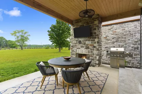 Exterior - 269 E Wisteria Ln, Ozark, MO 65721 photo 6 of 10