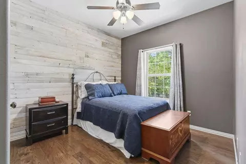 Bedroom - 1500 N 14th St, Ozark, MO 65721 photo 2 of 2