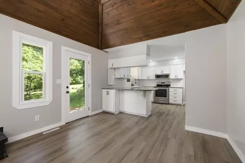 Other - 1520 S Devon Rd, Springfield, MO 65809 photo 2 of 10