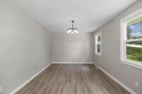 Living - 1520 S Devon Rd, Springfield, MO 65809 photo 2 of 4
